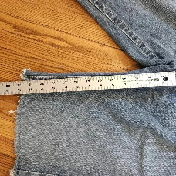 ARIAT Mens M6 Cutoff Denim Short Size 33 - Picture 3 of 5